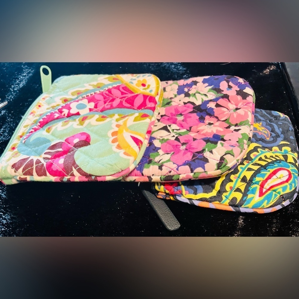 Vera Bradley Cosmetic Pouch Bundle Of Three - Picture 8 of 10
